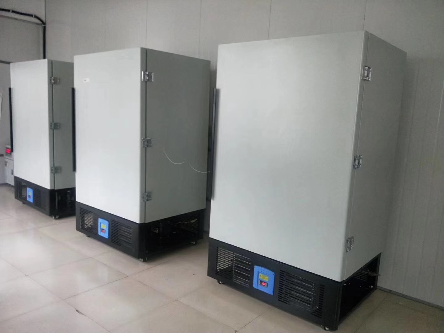 Congelador vertical de temperatura ultrabaja de gran capacidad